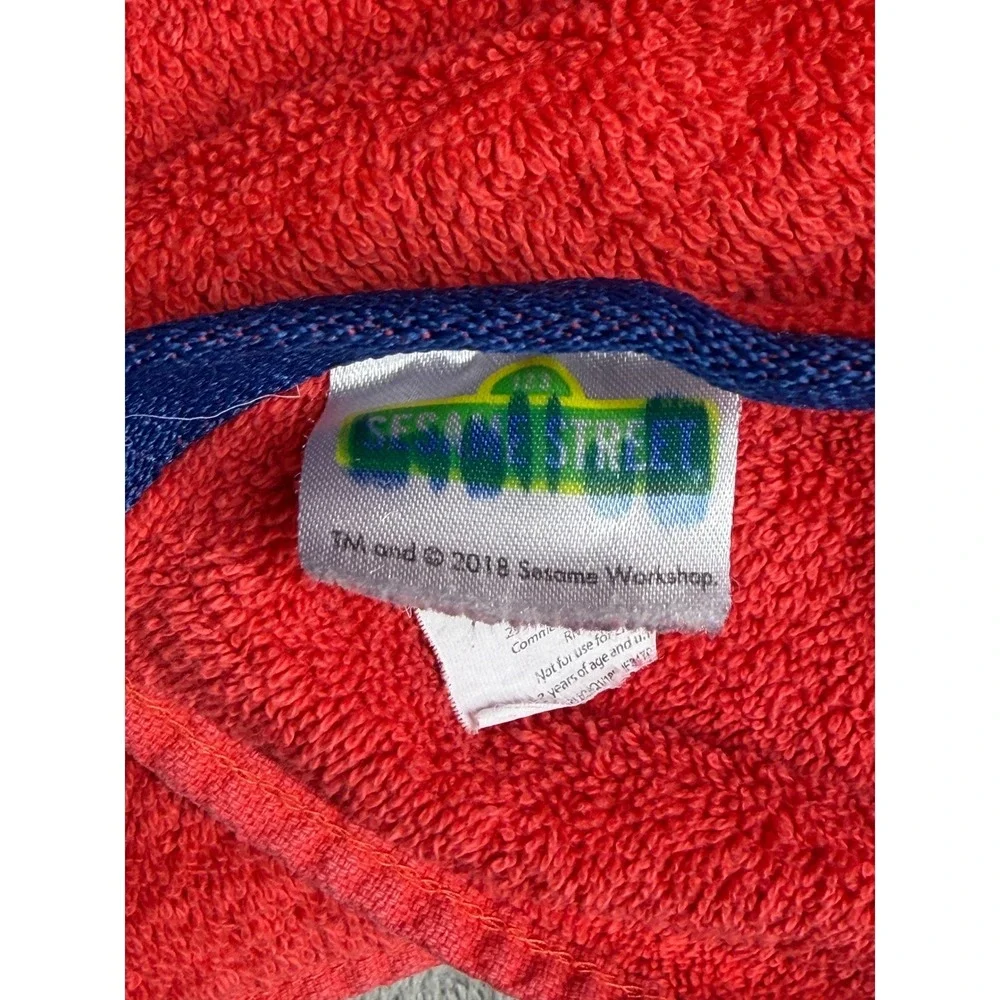 Sesame Street Red Beach Towel Elmo Cookie Monster Big Bird Oscar 2018 46x24
